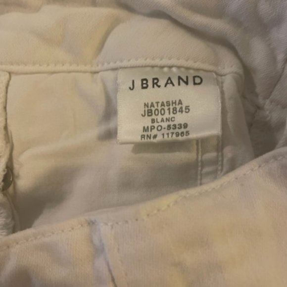 J Brand Natasha Sky High skinny jeans in white stretch denim - Picture 14 of 14